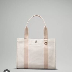 Lululemon Two- Tone Canvas Tote Bag 10L Mojave Tan/Light Ivory
